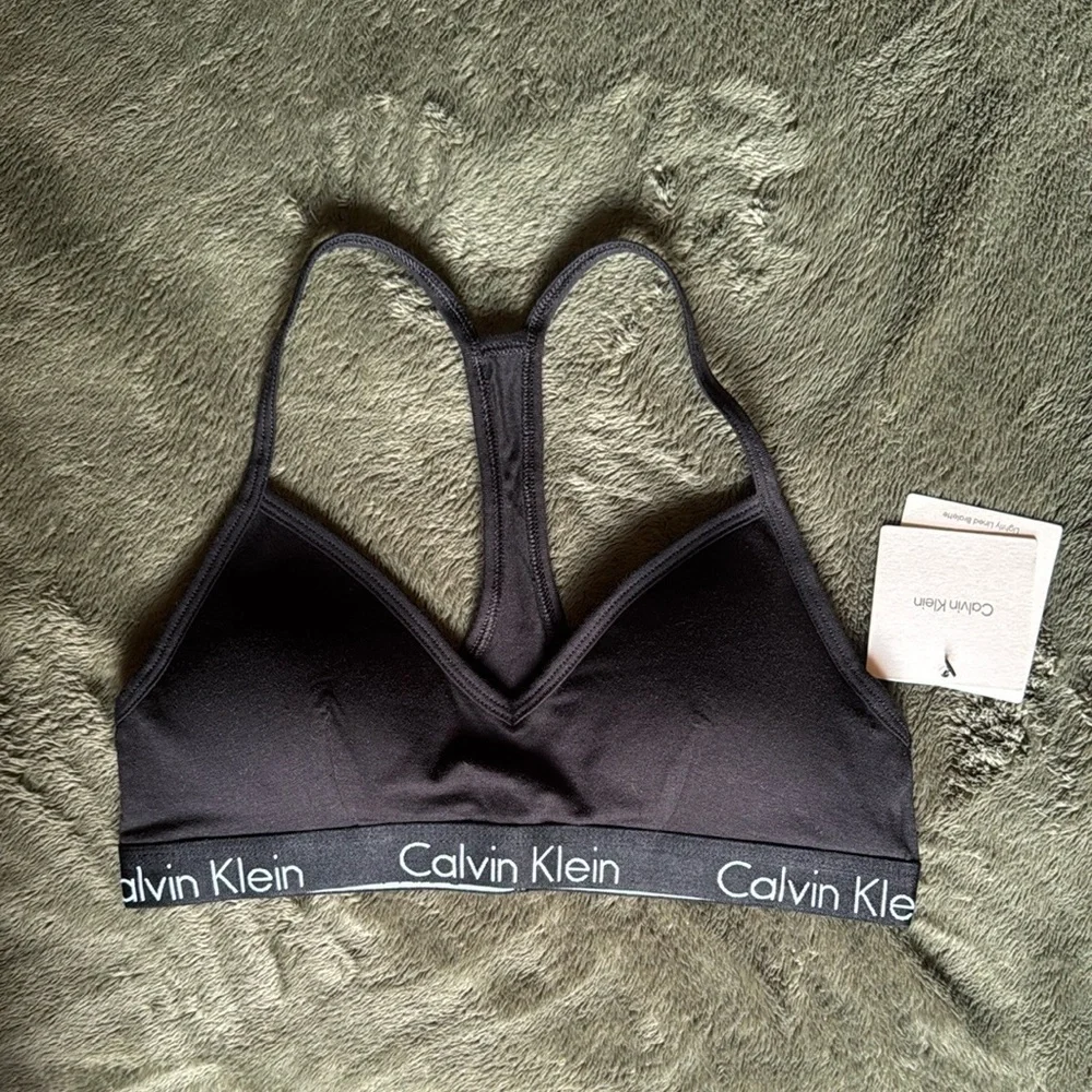 Calvin Klein Women's Bralette Size Small - Picture 1 of 2